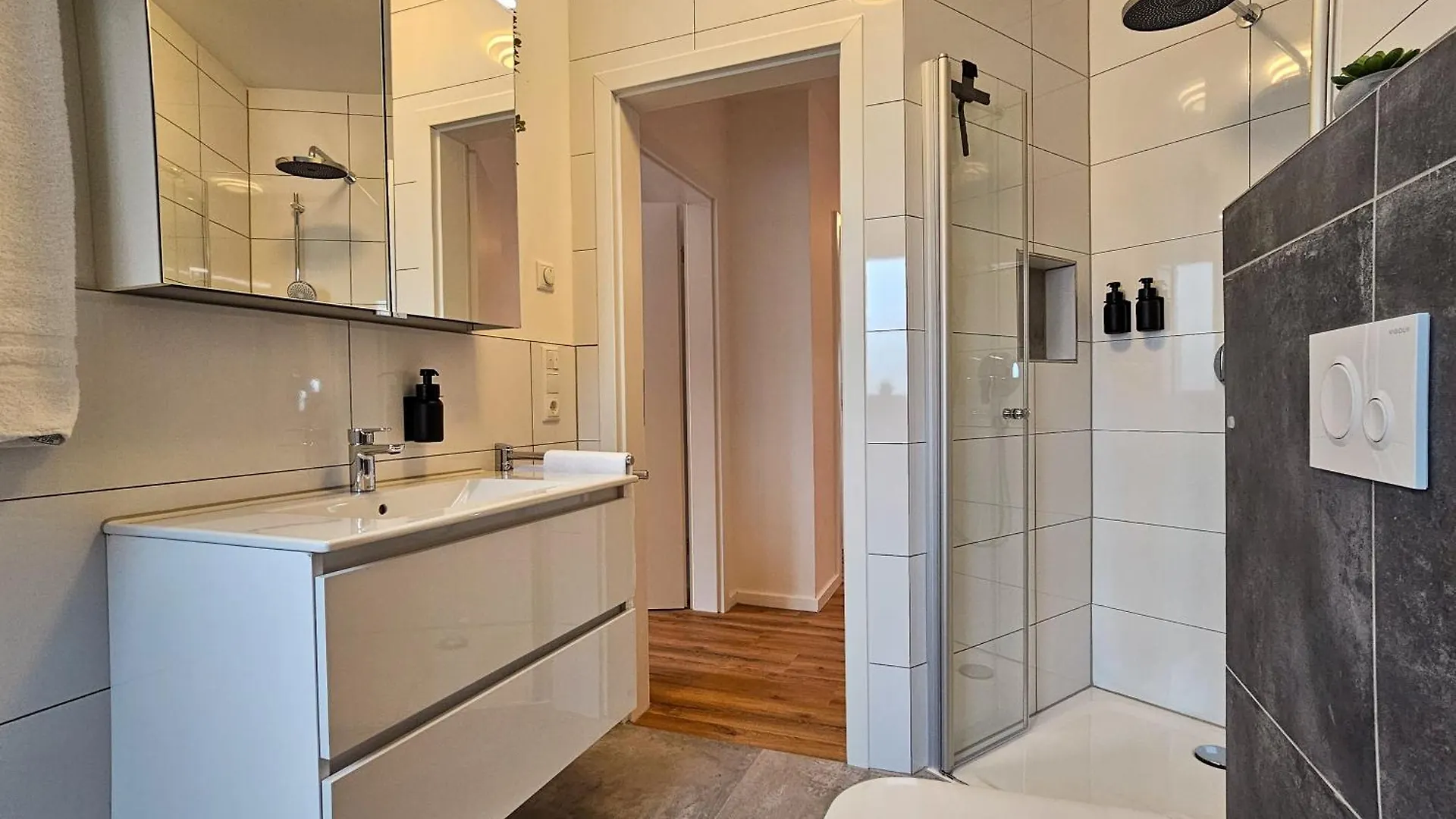 Better L Modern Apartment L Tischkicker Altusried