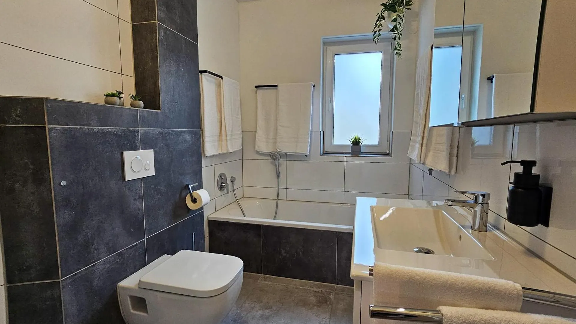Better L Modern Apartment L Tischkicker Altusried